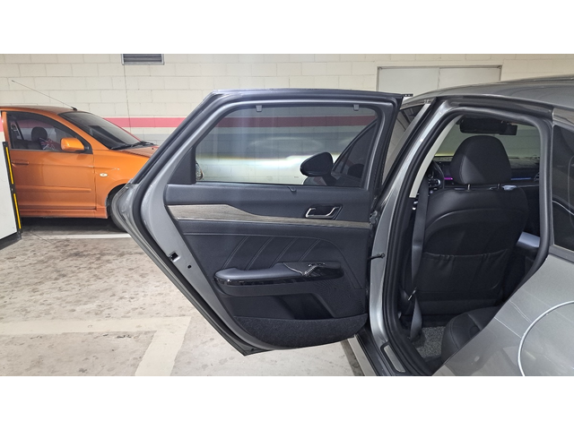 KIA K5 - автомобили, коли, обяви за нови и употребявани 21