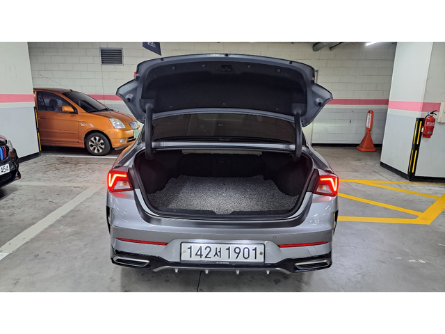 KIA K5 - автомобили, коли, обяви за нови и употребявани 22