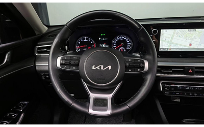 Kia K5 - автомобили, коли, обяви за нови и употребявани 12