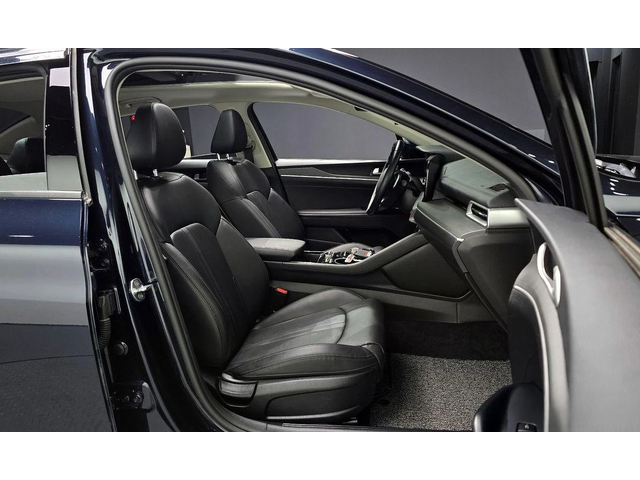 Kia K5 - автомобили, коли, обяви за нови и употребявани 9