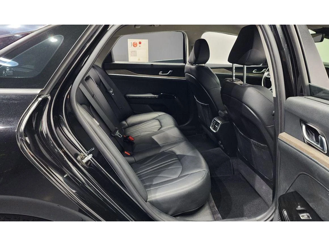 Kia K5 - автомобили, коли, обяви за нови и употребявани 11