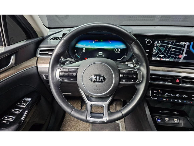 Kia K5 - автомобили, коли, обяви за нови и употребявани 11
