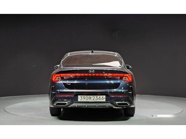 Kia K5 - автомобили, коли, обяви за нови и употребявани 3