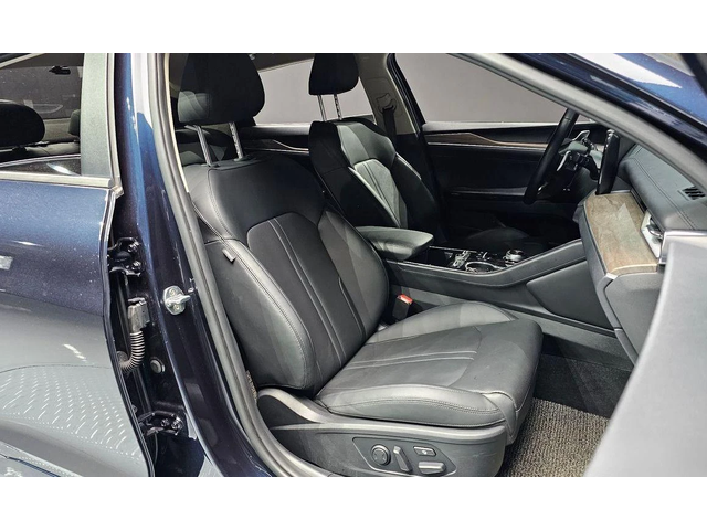 Kia K5 - автомобили, коли, обяви за нови и употребявани 9