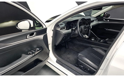 Kia K5 - автомобили, коли, обяви за нови и употребявани 11