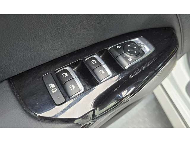 Kia K5 - автомобили, коли, обяви за нови и употребявани 13