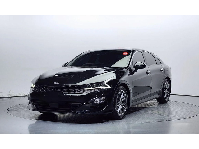 Kia K5 - автомобили, коли, обяви за нови и употребявани 0