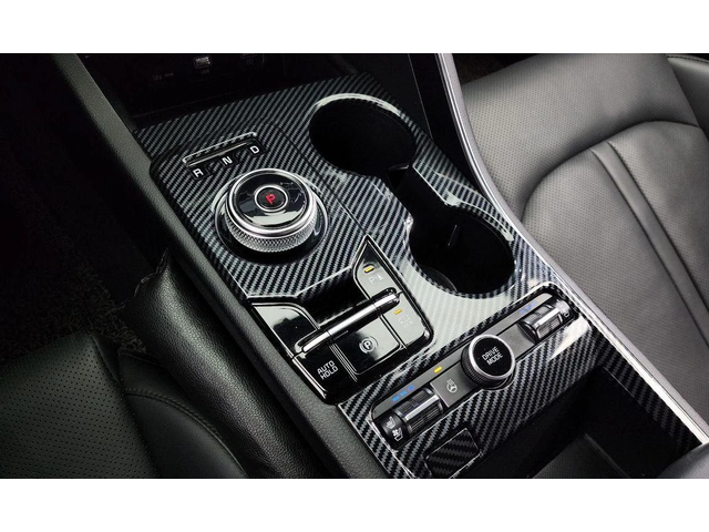 Kia K5 - автомобили, коли, обяви за нови и употребявани 8