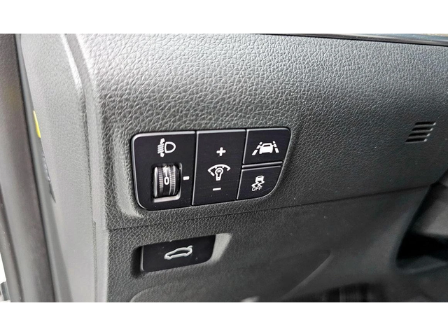 Kia K5 - автомобили, коли, обяви за нови и употребявани 13