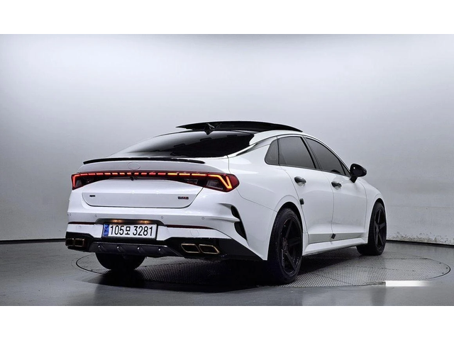 Kia K5 - автомобили, коли, обяви за нови и употребявани 1