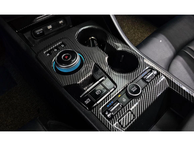 Kia K5 - автомобили, коли, обяви за нови и употребявани 8