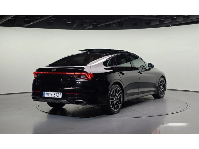 Kia K5 - автомобили, коли, обяви за нови и употребявани 1