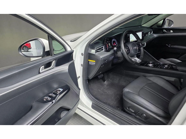 Kia K5 - автомобили, коли, обяви за нови и употребявани 10