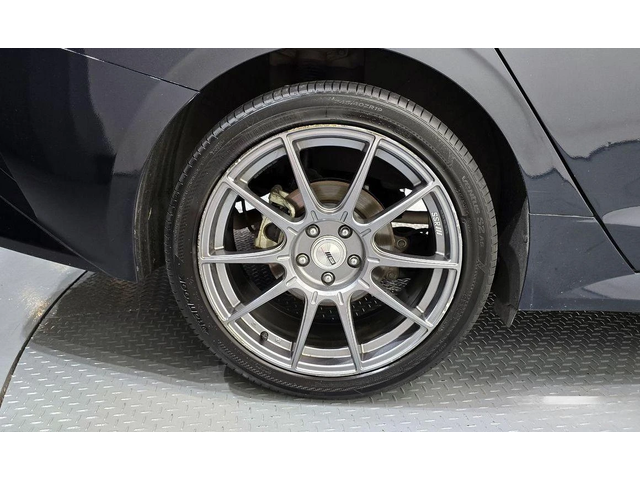 Kia K5 - автомобили, коли, обяви за нови и употребявани 4