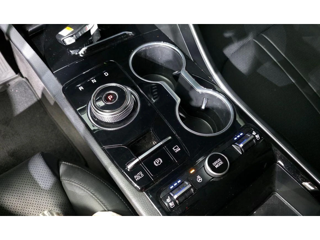 Kia K5 - автомобили, коли, обяви за нови и употребявани 8