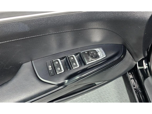 Kia K5 - автомобили, коли, обяви за нови и употребявани 10