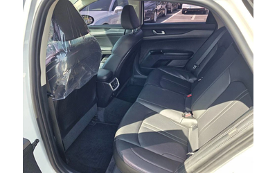 Kia K5 - автомобили, коли, обяви за нови и употребявани 9