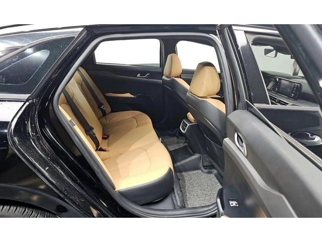 Kia K5 - автомобили, коли, обяви за нови и употребявани 11