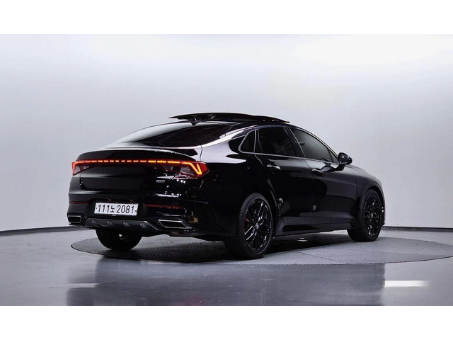 Kia K5 - автомобили, коли, обяви за нови и употребявани 1