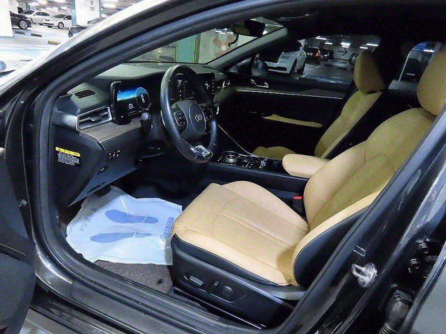 Kia K5 - автомобили, коли, обяви за нови и употребявани 5