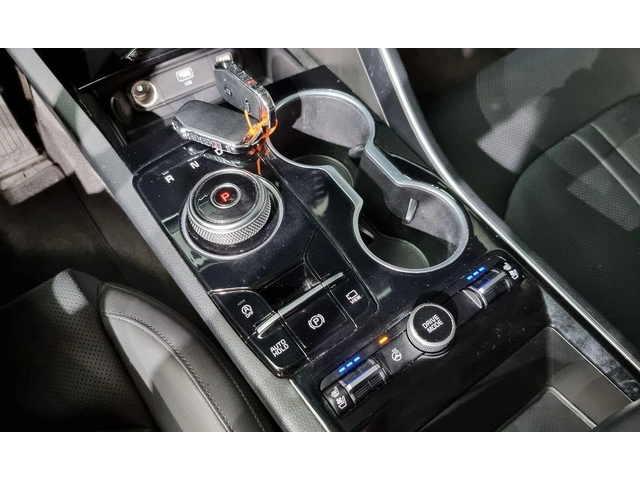 Kia K5 - автомобили, коли, обяви за нови и употребявани 8