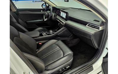 Kia K5 - автомобили, коли, обяви за нови и употребявани 8