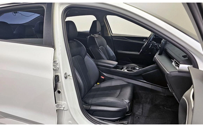 Kia K5 - автомобили, коли, обяви за нови и употребявани 11