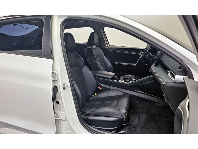 Kia K5 - автомобили, коли, обяви за нови и употребявани 11