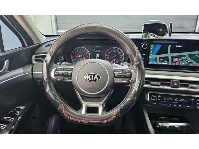 Kia K5 - автомобили, коли, обяви за нови и употребявани 12