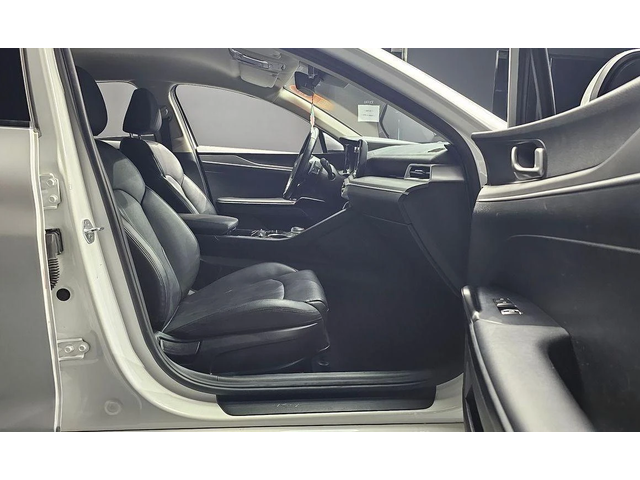 Kia K5 - автомобили, коли, обяви за нови и употребявани 9