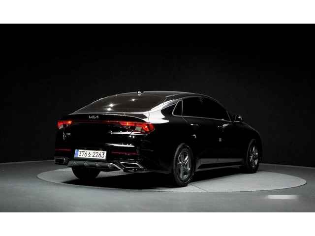 Kia K5 - автомобили, коли, обяви за нови и употребявани 1