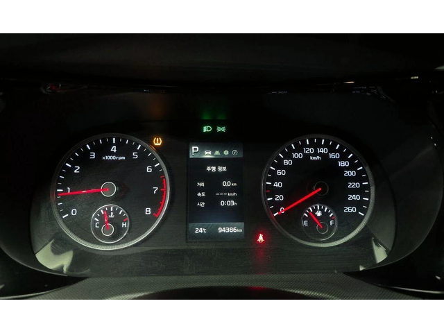 Kia K5 - автомобили, коли, обяви за нови и употребявани 7