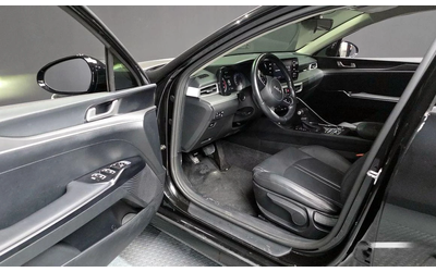 Kia K5 - автомобили, коли, обяви за нови и употребявани 9