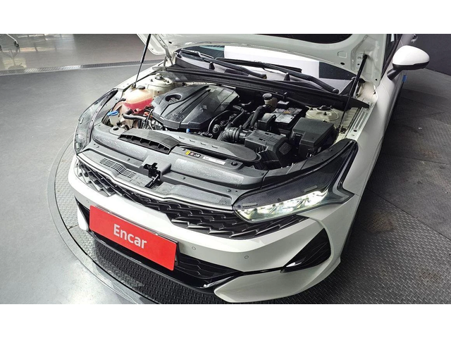 Kia K5 - автомобили, коли, обяви за нови и употребявани 5