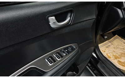 Kia K5 - автомобили, коли, обяви за нови и употребявани 13