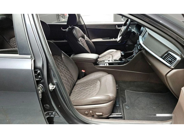 Kia K5 - автомобили, коли, обяви за нови и употребявани 9