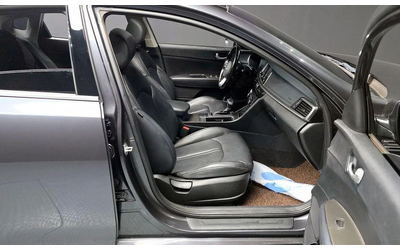 Kia K5 - автомобили, коли, обяви за нови и употребявани 10