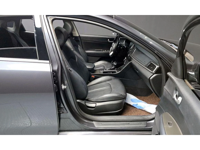 Kia K5 - автомобили, коли, обяви за нови и употребявани 10