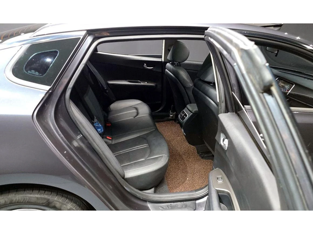 Kia K5 - автомобили, коли, обяви за нови и употребявани 11