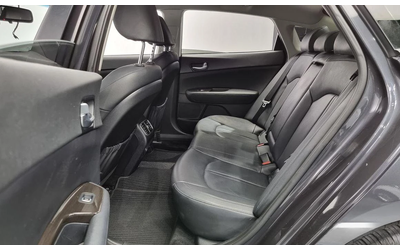 Kia K5 - автомобили, коли, обяви за нови и употребявани 12