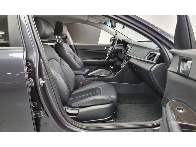 Kia K5 - автомобили, коли, обяви за нови и употребявани 9