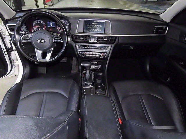 Kia K5 - автомобили, коли, обяви за нови и употребявани 9