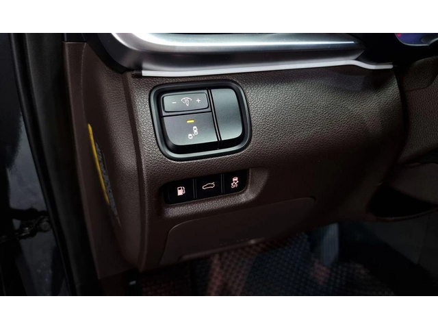 Kia K5 - автомобили, коли, обяви за нови и употребявани 13