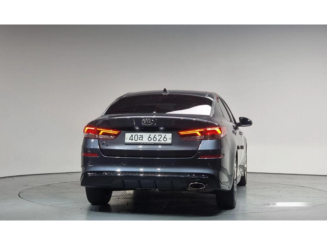 Kia K5 - автомобили, коли, обяви за нови и употребявани 3