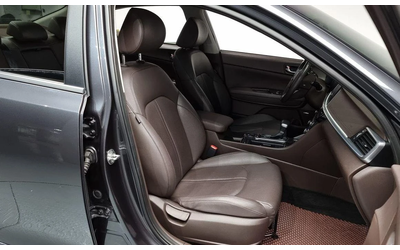 Kia K5 - автомобили, коли, обяви за нови и употребявани 9