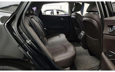 Kia K5 - автомобили, коли, обяви за нови и употребявани 11