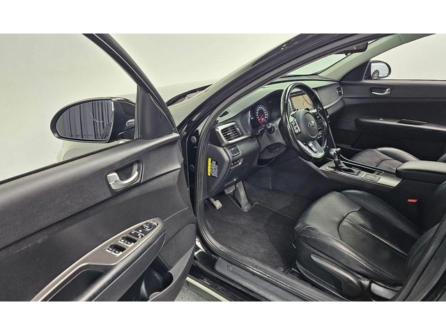 Kia K5 - автомобили, коли, обяви за нови и употребявани 10