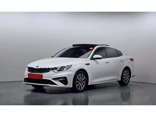 Kia K5 - автомобили, коли, обяви за нови и употребявани 0