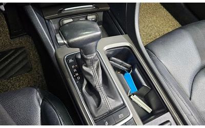 Kia K5 - автомобили, коли, обяви за нови и употребявани 8