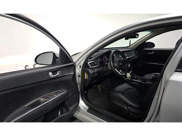 Kia K5 - автомобили, коли, обяви за нови и употребявани 11